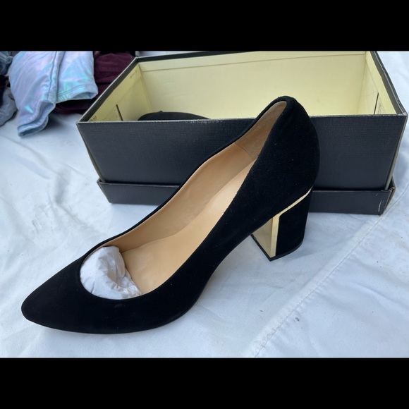 Talbots Black Heels - Picture 2 of 4